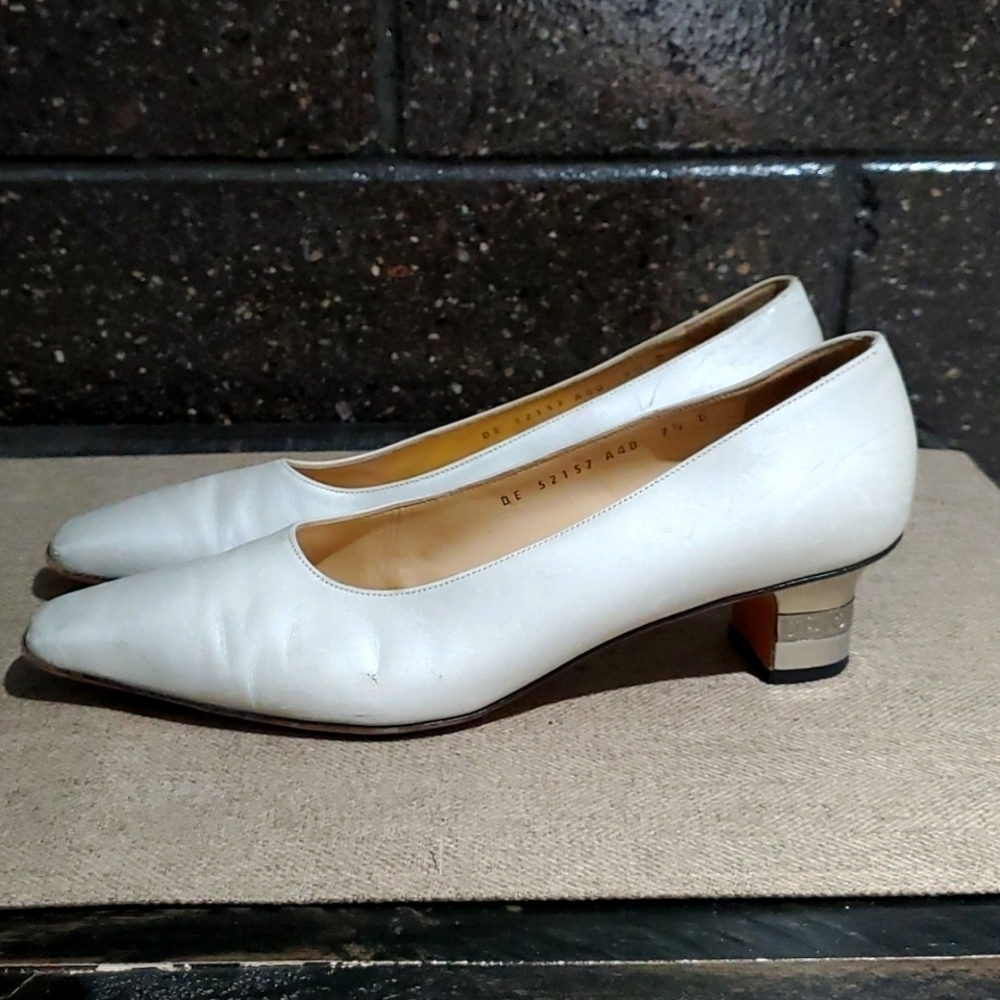 SALVATORE FERRAGAMO SILVER HEELS LEATHER SIZE 7 1/2 ARCHITECTURE ART DECO - Picture 8 of 15